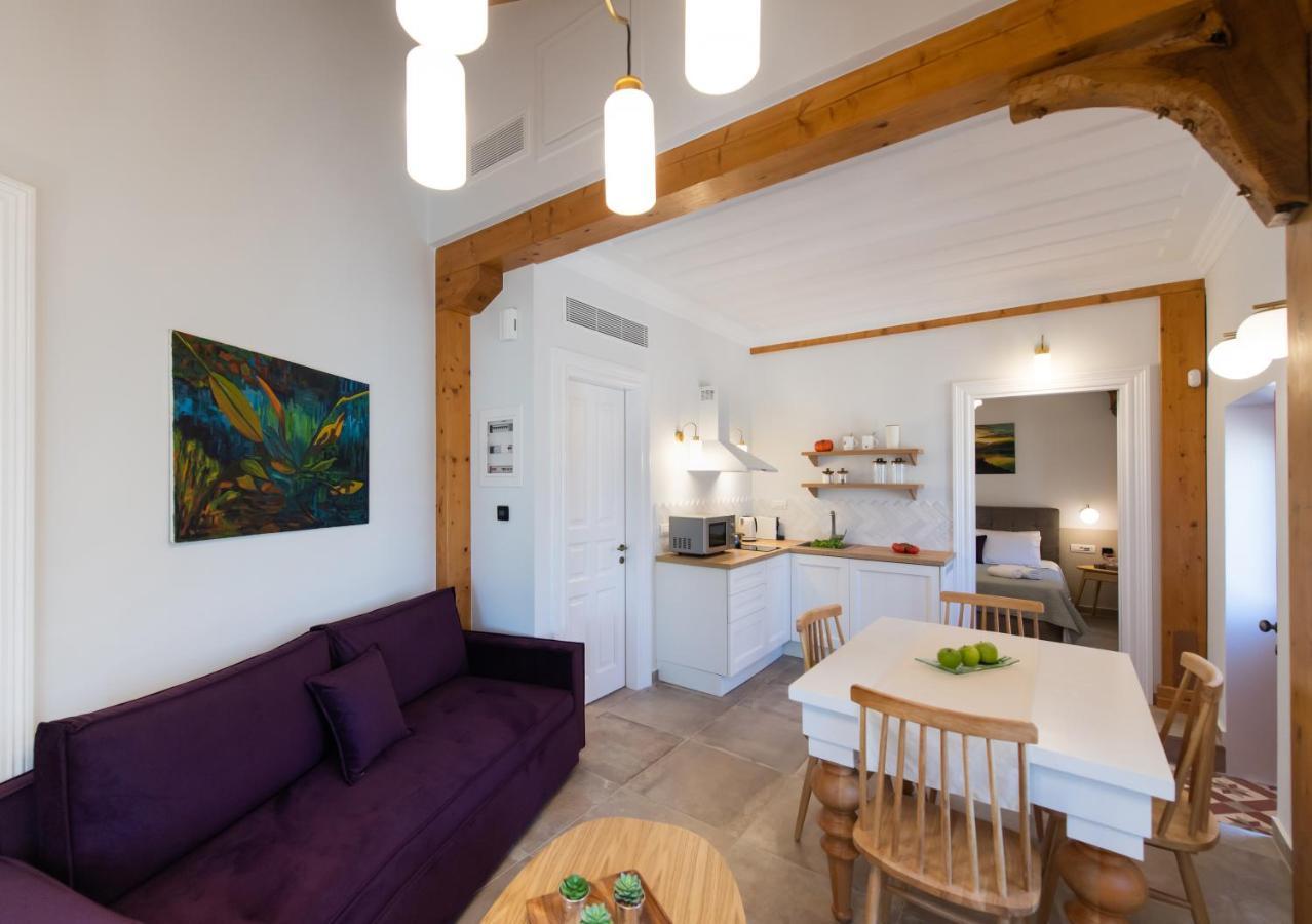 Avali Design Suites Lefkada City ภายนอก รูปภาพ