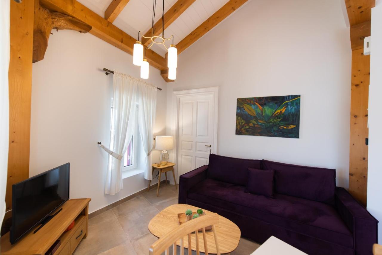 Avali Design Suites Lefkada City ภายนอก รูปภาพ
